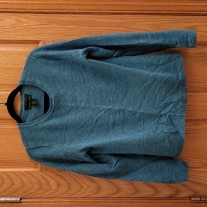 Tahari blue cashmere sweater size L